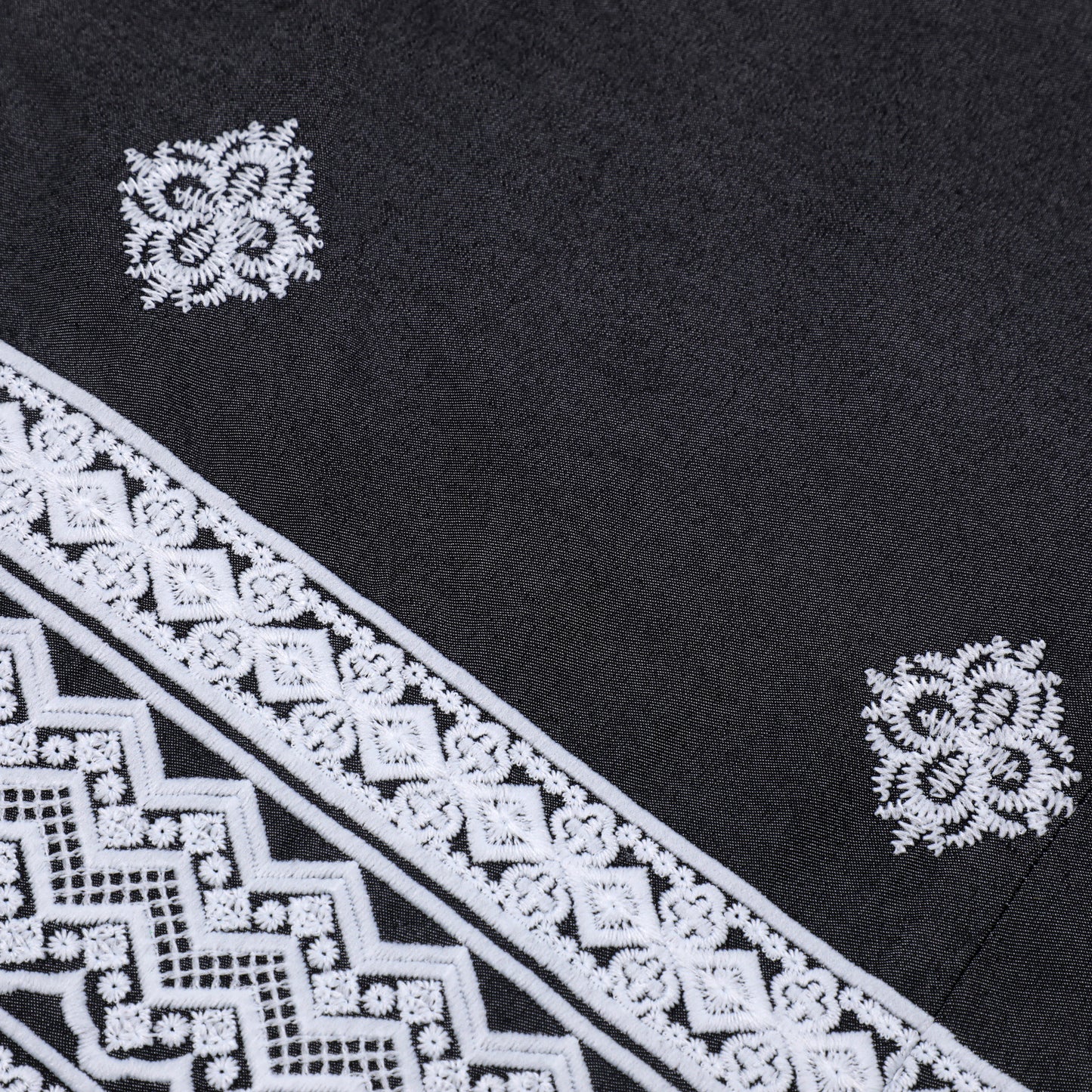 Raatva Set